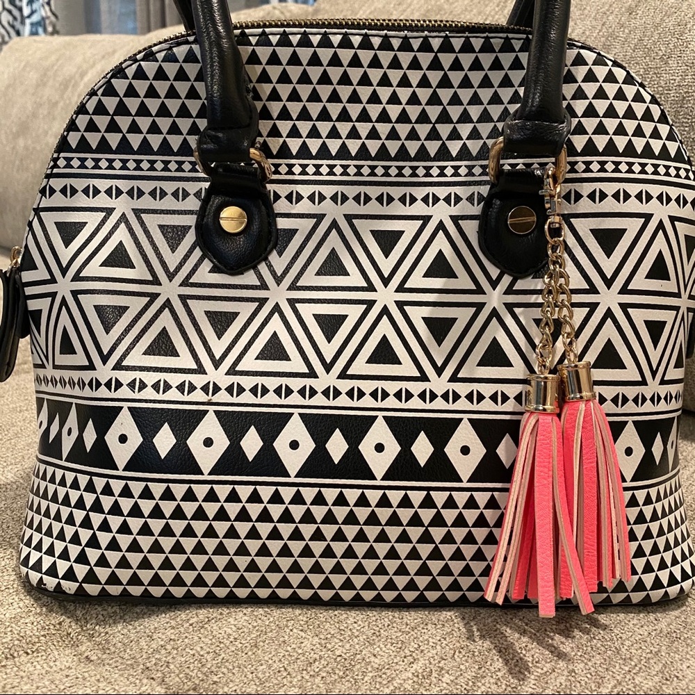 Call It Spring Tribal Handbag - Picture 2 of 8